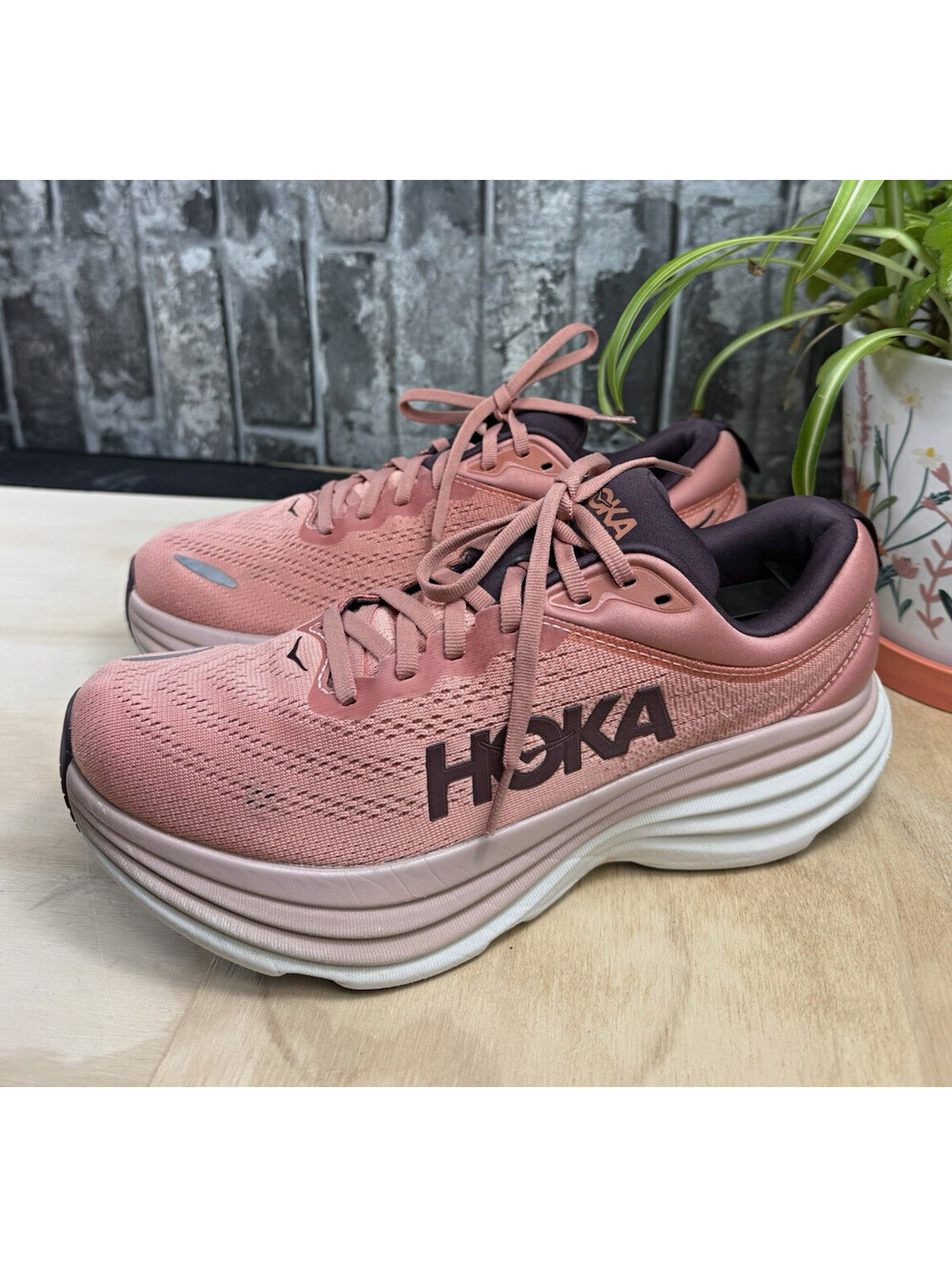 Hoka One One Bondi 8 Women’s Earthenware/Pink Clay Low Top Lace-Up Mesh 1127952
